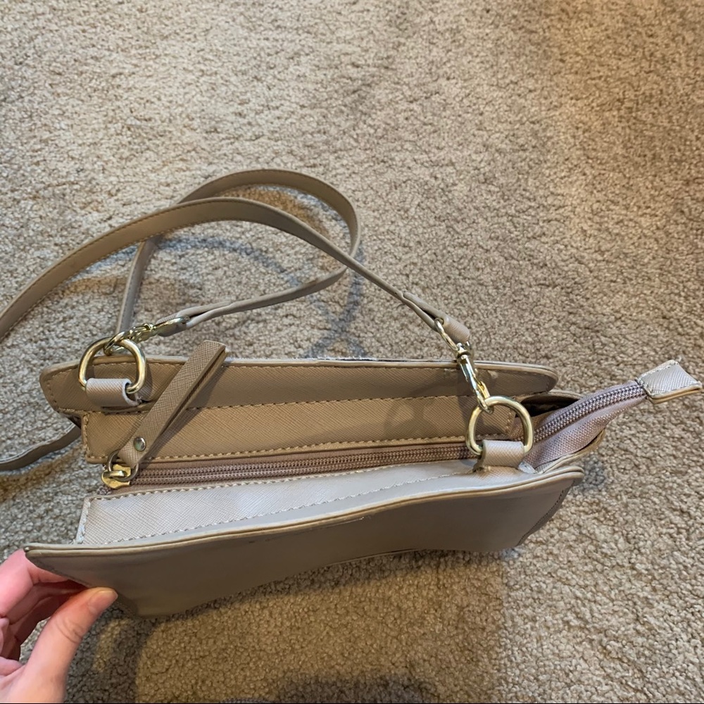 Marc Fisher Crossbody Bag Purse - Picture 2 of 7